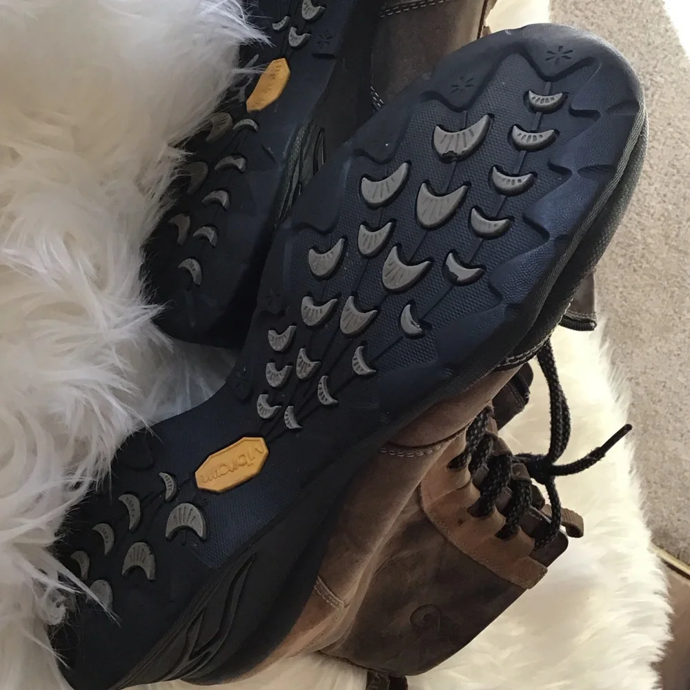 Ahnu Montara Waterproof Hiking Boots Side Zip Wedge Comfort Boot” Vibram Sole